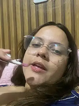 Snapshot of Laryssinha_69 chatting on June 2026 01:06:01 AM Laryssinha 69 online show from June 2026 01:06:01 AM