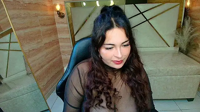 Snapshot of Kiara_Moon_r chatting on July 2026 03:11:01 AM Kiara Moon r online show from July 2026 03:11:01 AM