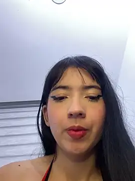 JeyLuxx online show from June 2026 07:00:01 AM