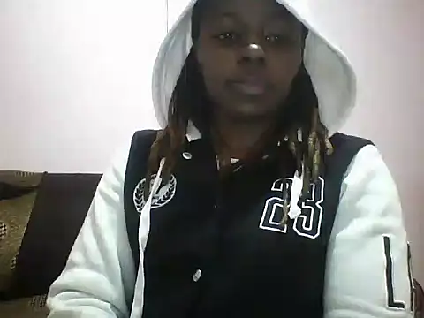 Snapshot of cuteberyle chatting on June 2026 07:41:01 PM cuteberyle online show from June 2026 07:41:01 PM