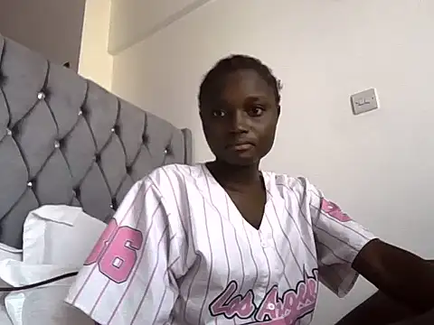 Hotgirl 2005 online show from July 2026 06:30:02 AM