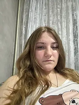 Snapshot of Flowers889 chatting on May 2026 10:07:01 PM Flowers889 online show from May 2026 10:07:01 PM