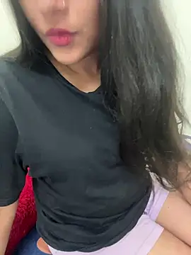 Snapshot of Aalya_B chatting on July 2026 05:23:02 PM Aalya B online show from July 2026 05:23:02 PM