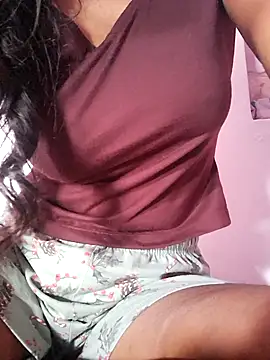 Snapshot of Miss_Inayat chatting on May 2026 10:56:01 AM Miss Inayat online show from May 2026 10:56:01 AM