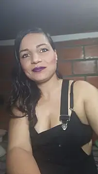 Snapshot of Marcella_single chatting on June 2026 01:04:02 AM Marcella single online show from June 2026 01:04:02 AM