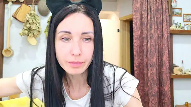 Snapshot of BouncySweety chatting on April 2026 06:58:01 PM BouncySweety online show from April 2026 06:58:01 PM