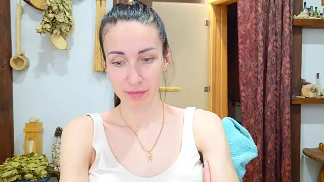 Snapshot of BouncySweety chatting on May 2026 06:58:01 PM BouncySweety online show from May 2026 06:58:01 PM