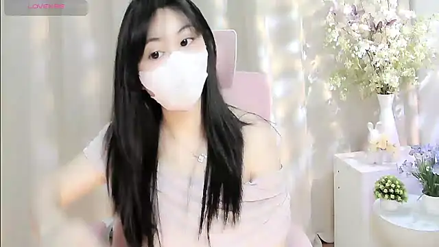 Snapshot of shynana chatting on May 2026 01:14:02 AM shynana online show from May 2026 01:14:02 AM
