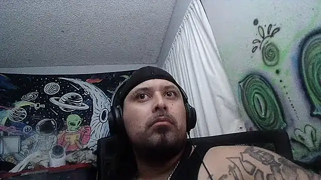 Snapshot of licknitright6 chatting on May 2026 11:17:02 AM licknitright6 online show from May 2026 11:17:02 AM