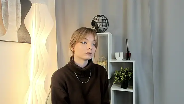 Snapshot of IvoryPesante chatting on May 2026 11:41:02 AM IvoryPesante online show from May 2026 11:41:02 AM
