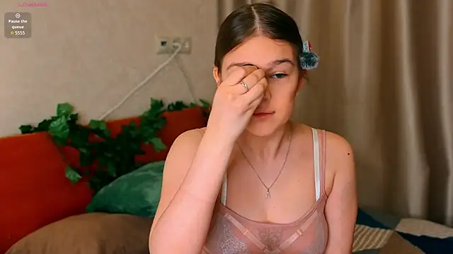 PlayfulMelly online show from June 2026 06:21:02 PM