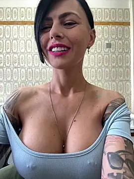 Snapshot of 1HelenRose chatting on June 2026 12:05:02 PM 1HelenRose online show from June 2026 12:05:02 PM
