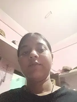 Snapshot of SitaraSingh chatting on May 2026 02:14:02 PM SitaraSingh online show from May 2026 02:14:02 PM