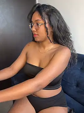 IamBlackmoon online show from July 2026 08:04:02 PM
