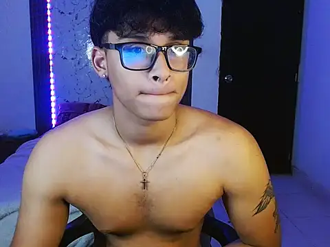 Mr yisuzz online show from May 2026 11:29:02 AM