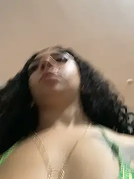 Snapshot of Sereia_camgirl chatting on June 2026 09:37:02 PM Sereia camgirl online show from June 2026 09:37:02 PM