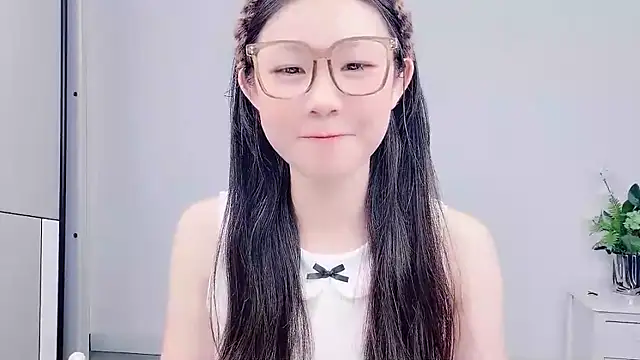Snapshot of Rose_love69 chatting on July 2026 03:31:02 AM Rose love69 online show from July 2026 03:31:02 AM
