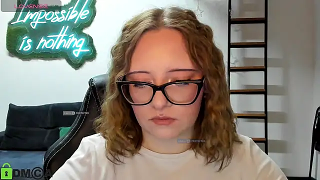 JuliNy x online show from May 2026 01:09:02 PM