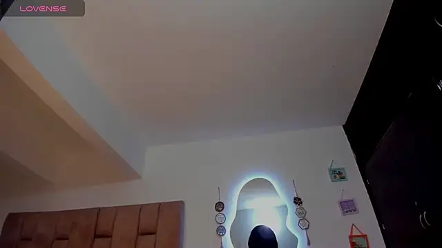 Snapshot of Estrella_rousel chatting on June 2026 09:52:02 PM Estrella rousel online show from June 2026 09:52:02 PM