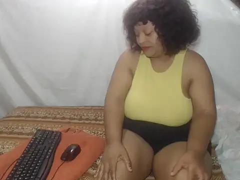 Snapshot of Pettycashx chatting on June 2026 12:25:01 PM Pettycashx online show from June 2026 12:25:01 PM