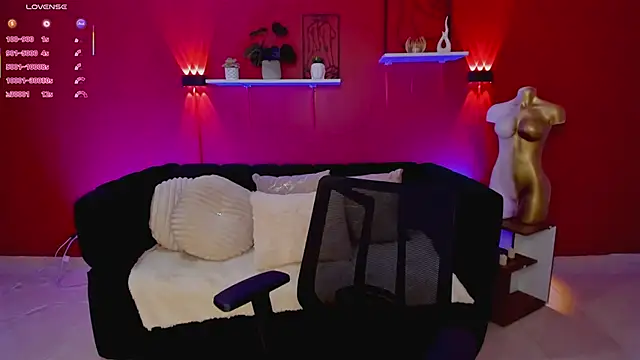 Snapshot of Dream_saray chatting on May 2026 08:38:01 PM Dream saray online show from May 2026 08:38:01 PM