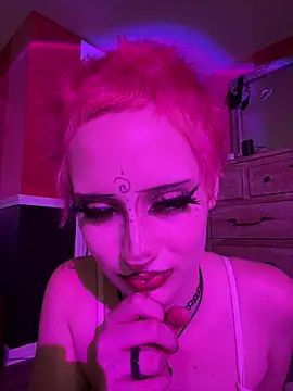 Snapshot of whimsicallylusty chatting on May 2026 07:33:01 PM whimsicallylusty online show from May 2026 07:33:01 PM