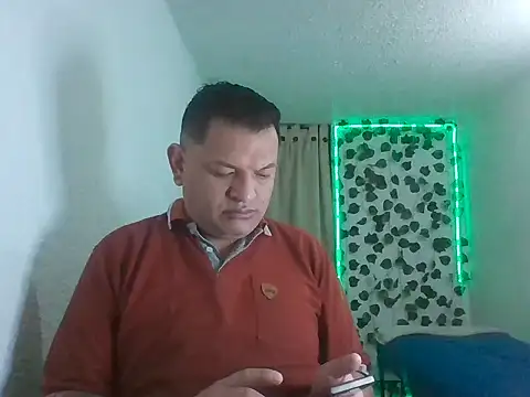 Snapshot of Alessandro-luxe chatting on June 2026 12:48:02 AM Alessandro-luxe online show from June 2026 12:48:02 AM