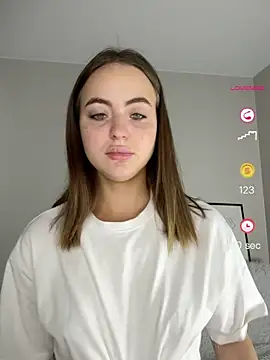 Snapshot of AngellLive chatting on May 2026 07:34:01 PM AngellLive online show from May 2026 07:34:01 PM