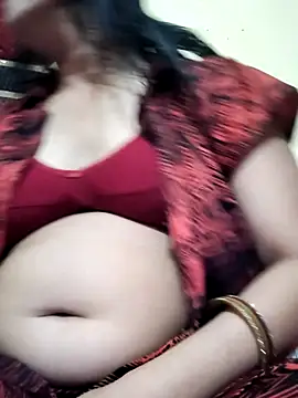 Snapshot of RanniAurRaja chatting on May 2026 01:47:02 AM RanniAurRaja online show from May 2026 01:47:02 AM