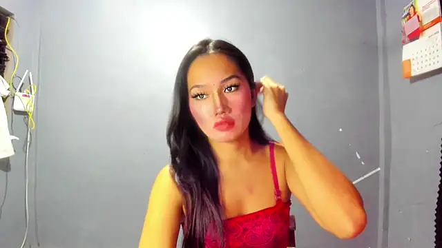 NikitaLuxe online show from May 2026 12:24:01 PM
