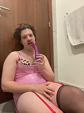 Vadiadepau69 online show from June 2026 03:18:01 PM