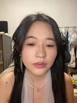 Snapshot of summer-a chatting on June 2026 02:19:01 PM summer-a online show from June 2026 02:19:01 PM