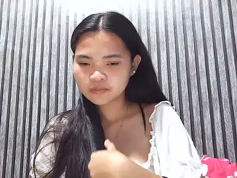 ClaritaMoore1 online show from May 2026 02:25:01 PM