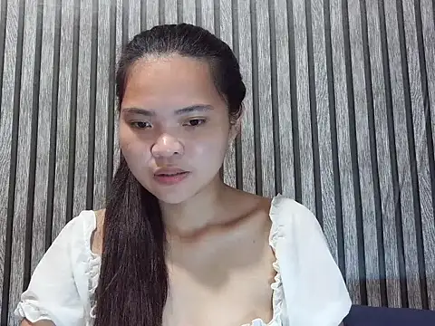 ClaritaMoore1 online show from May 2026 01:30:02 PM