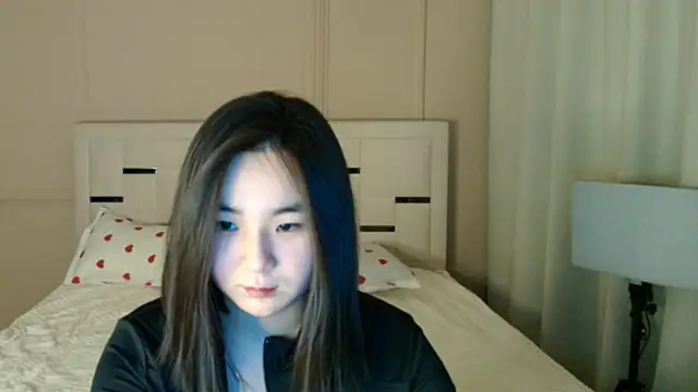 Snapshot of felice_kim chatting on May 2026 02:25:01 PM felice kim online show from May 2026 02:25:01 PM