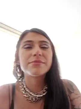 Snapshot of alynnafem chatting on July 2026 04:33:02 PM alynnafem online show from July 2026 04:33:02 PM