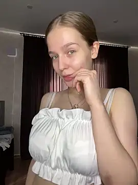 Snapshot of Bamby_bump chatting on June 2026 01:14:01 PM Bamby bump online show from June 2026 01:14:01 PM