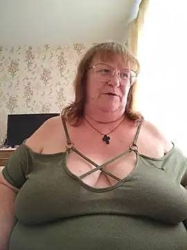 Snapshot of Sweet19-68 chatting on June 2026 04:44:01 PM Sweet19-68 online show from June 2026 04:44:01 PM