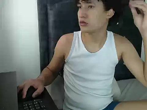 Jerry skinnyyy online show from May 2026 02:03:01 PM