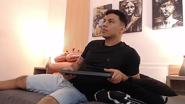 Snapshot of Diego_salvatore chatting on July 2026 07:42:01 PM Diego salvatore online show from July 2026 07:42:01 PM