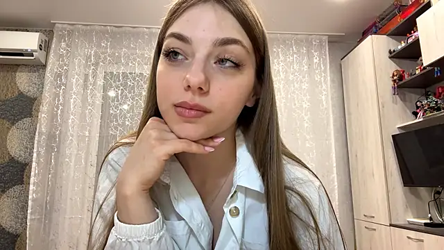 KateLew online show from May 2026 06:04:01 PM