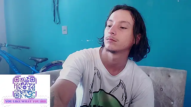 Snapshot of MrKingsaintx chatting on June 2026 12:22:01 PM MrKingsaintx online show from June 2026 12:22:01 PM