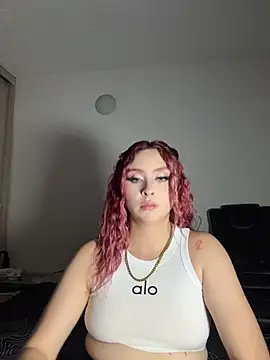Snapshot of Sophia_LuxxX chatting on May 2026 02:52:02 AM Sophia LuxxX online show from May 2026 02:52:02 AM