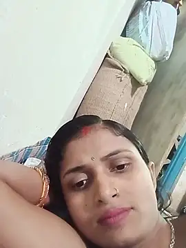 Snapshot of priya_970 chatting on May 2026 08:45:01 AM priya 970 online show from May 2026 08:45:01 AM