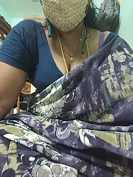 Tamil-kaviya98 online show from June 2026 05:32:01 PM