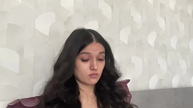 Snapshot of LisetteParajon chatting on July 2026 05:54:02 AM LisetteParajon online show from July 2026 05:54:02 AM