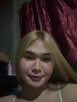 Snapshot of sundayrose chatting on May 2026 04:05:02 PM sundayrose online show from May 2026 04:05:02 PM