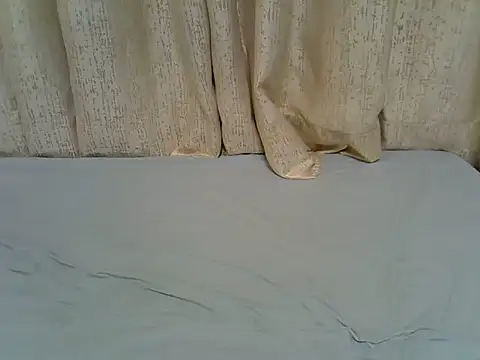 Snapshot of Beryldee chatting on June 2026 12:44:01 PM Beryldee online show from June 2026 12:44:01 PM