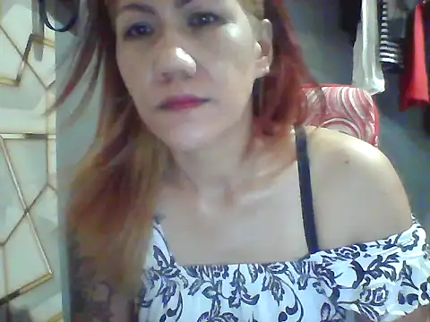 Snapshot of pinayheartaker chatting on June 2026 02:43:02 AM pinayheartaker online show from June 2026 02:43:02 AM