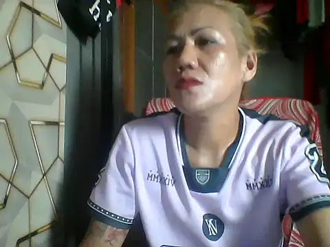 Snapshot of pinayheartaker chatting on July 2026 03:23:01 AM pinayheartaker online show from July 2026 03:23:01 AM